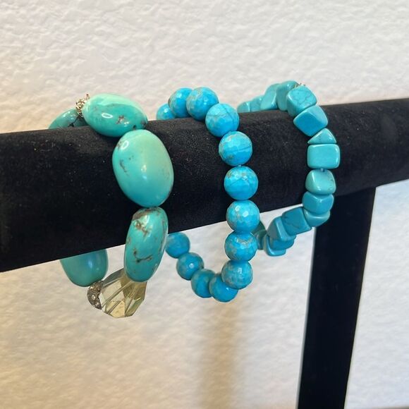 Turquoise Style Beaded Bracelet Trio Set - Picture 2 of 6